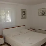 Nyaraló House Granny Mary Sutivan